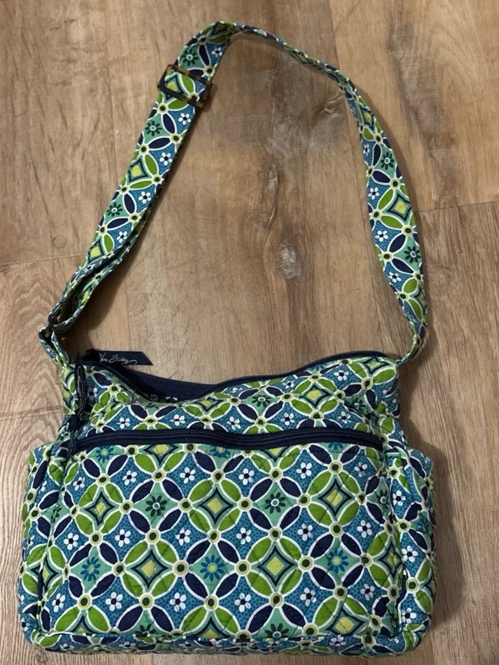 Vera Bradley Daisy Daisy 2008 Shoulder bag, makeup pouch and brush holder